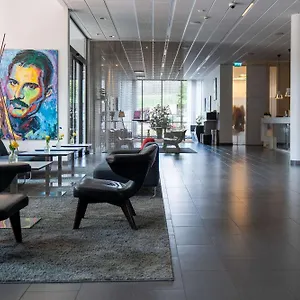 4* Отель Western Park